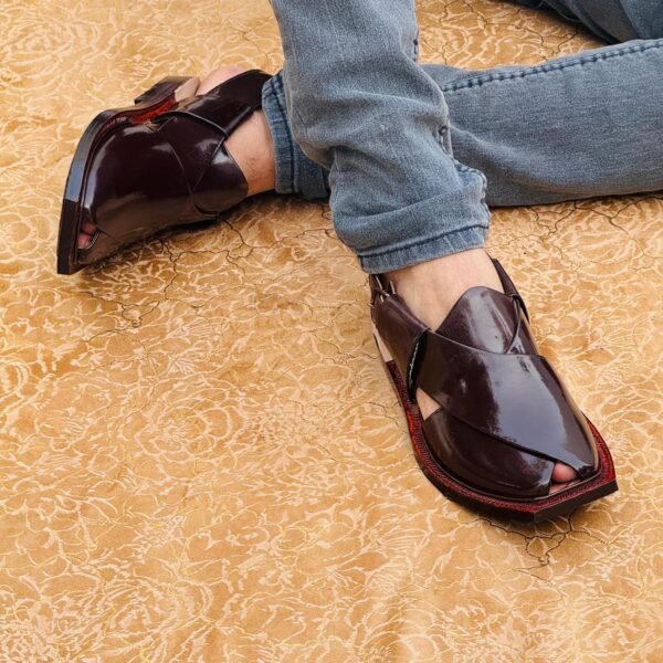 norozi plain chappal